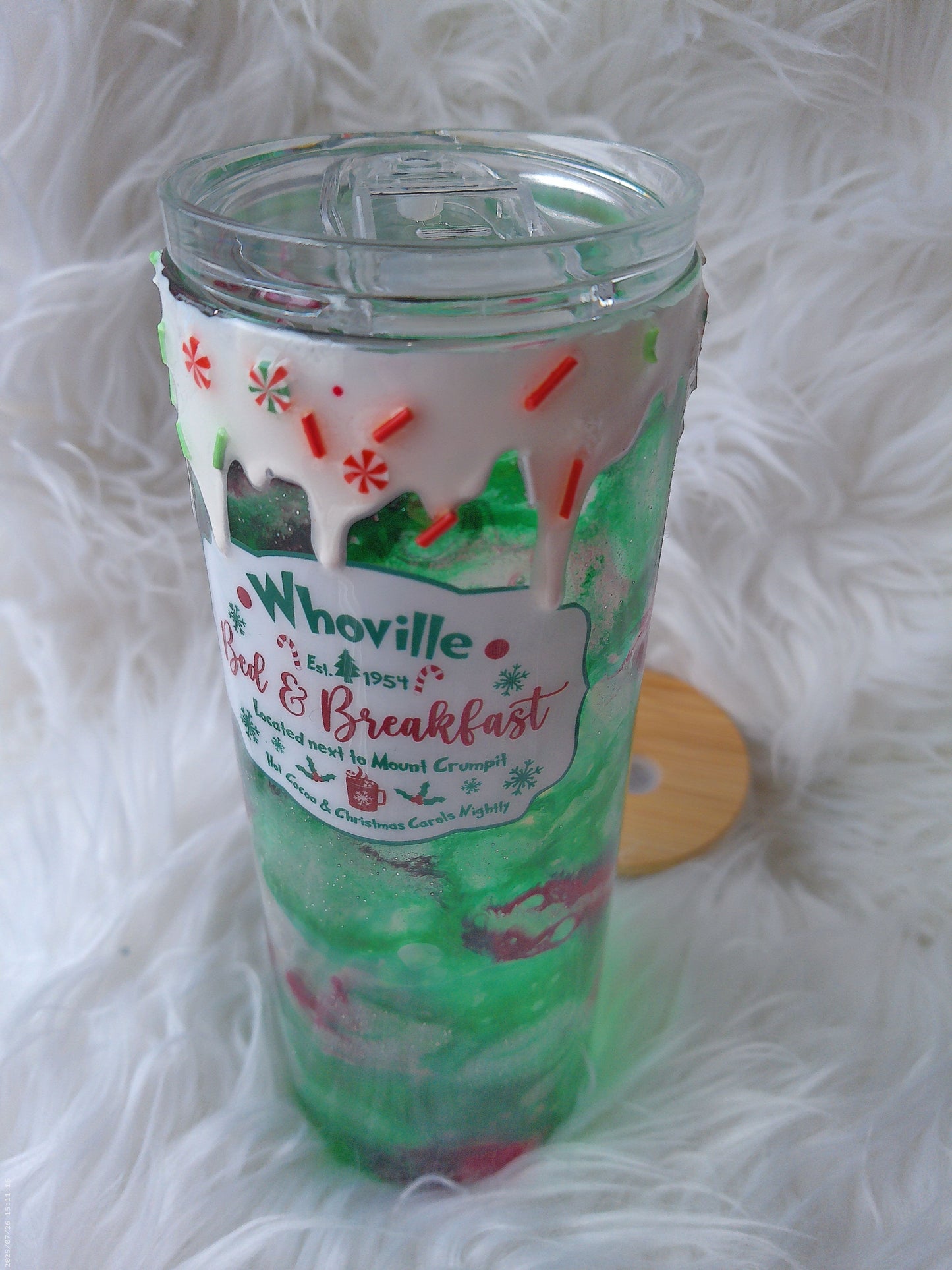 20oz "Whoville Bed and Breakfast" Glass Tumbler
